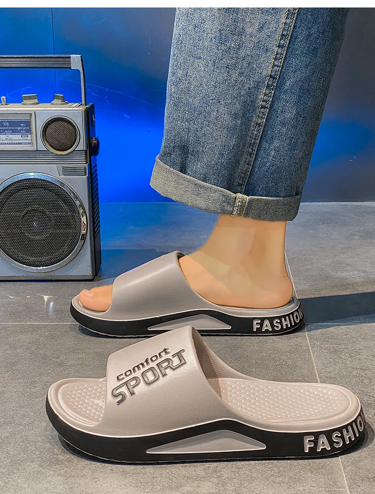 Men's Fashion Slide Sandals Summer Non-Slip Comfortable Flat Sole Slippers for Indoor & Outdoor Wear Trendy Breathable Home Shoe