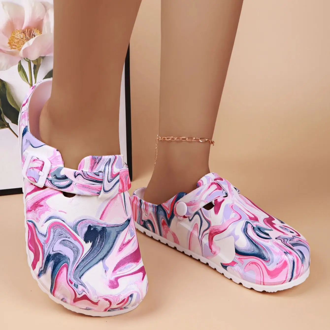 Women‘s Garden Clogs Waterproof Lightweight EVA Nurse Shoes Slip-On Cozy Women House Slippers for All-Day Wear Outdoor Use