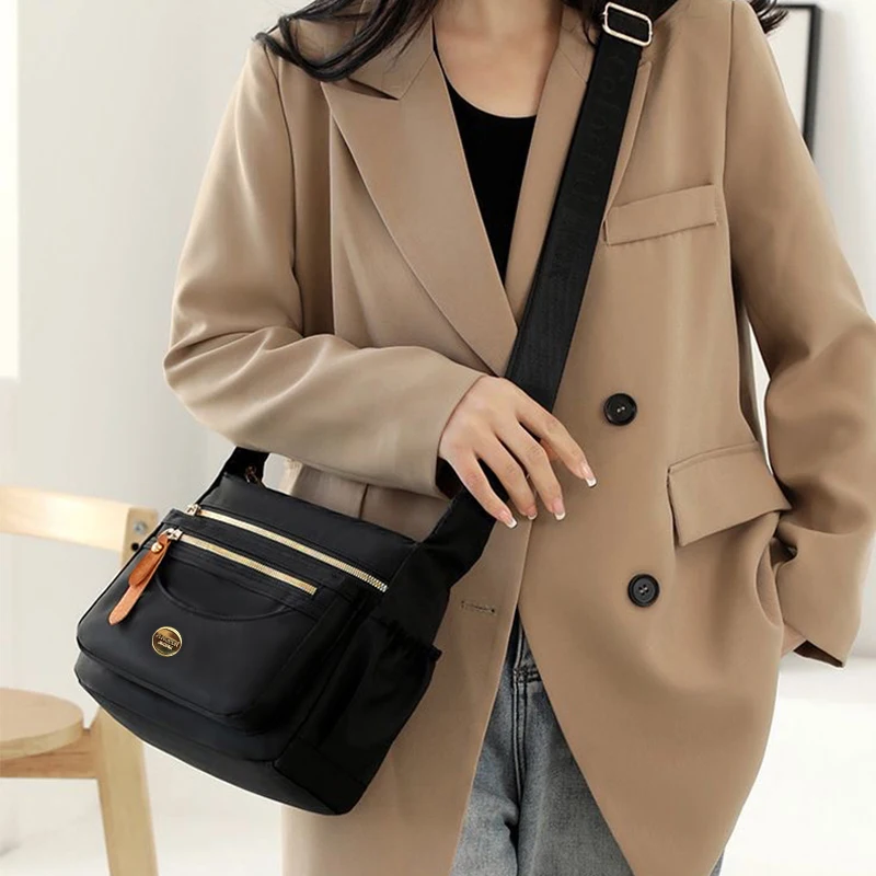 Neutral Men's and Women's Crossbody Bags, Shoulder Bags, and Messenger Bags Are Suitable for Daily Commuting and Work Use