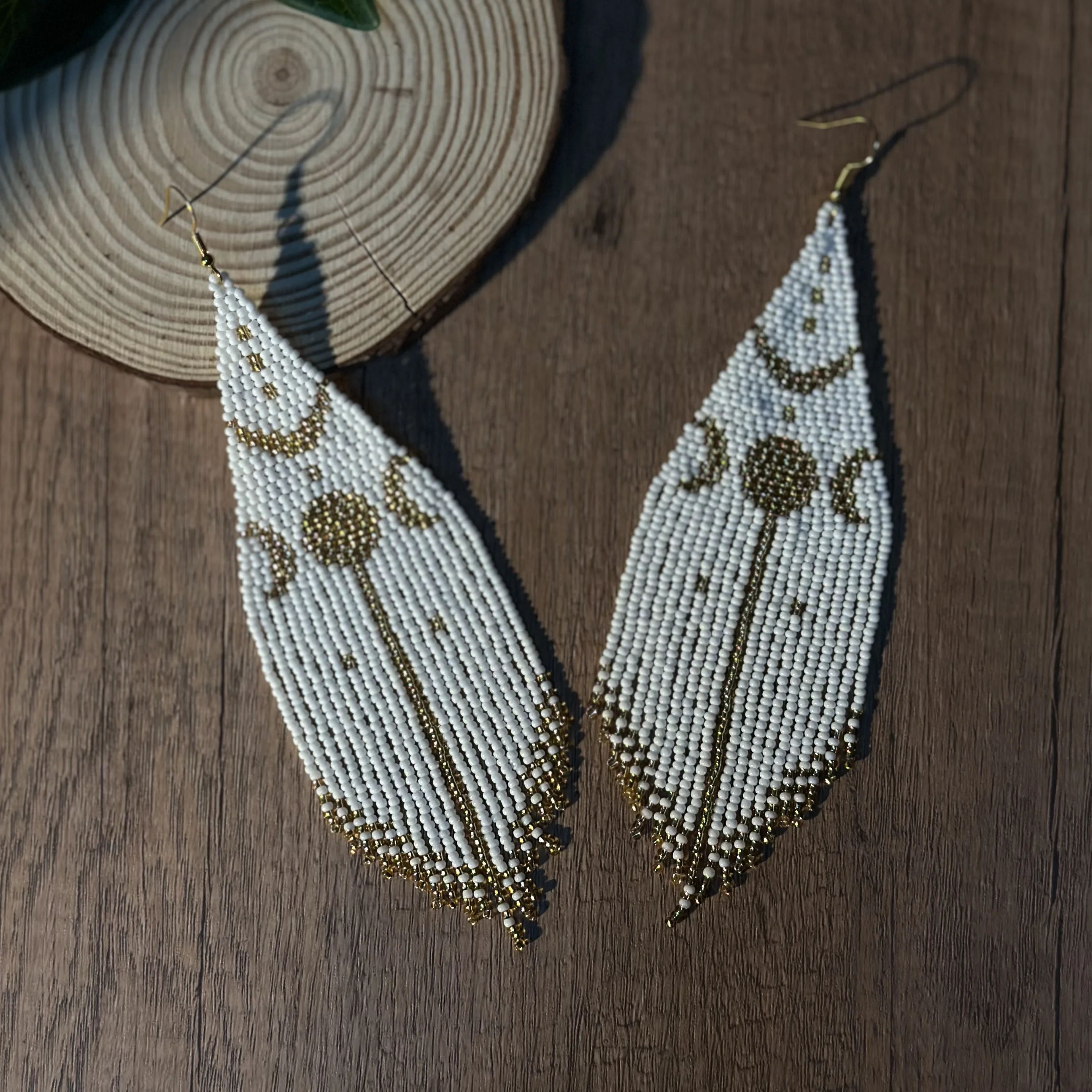 Women's Fashion Dangle Beaded Fringe Earrings Bohemian Style Moon Pattern Seed Beads Hand-Woven Accessories for Everyday Wear