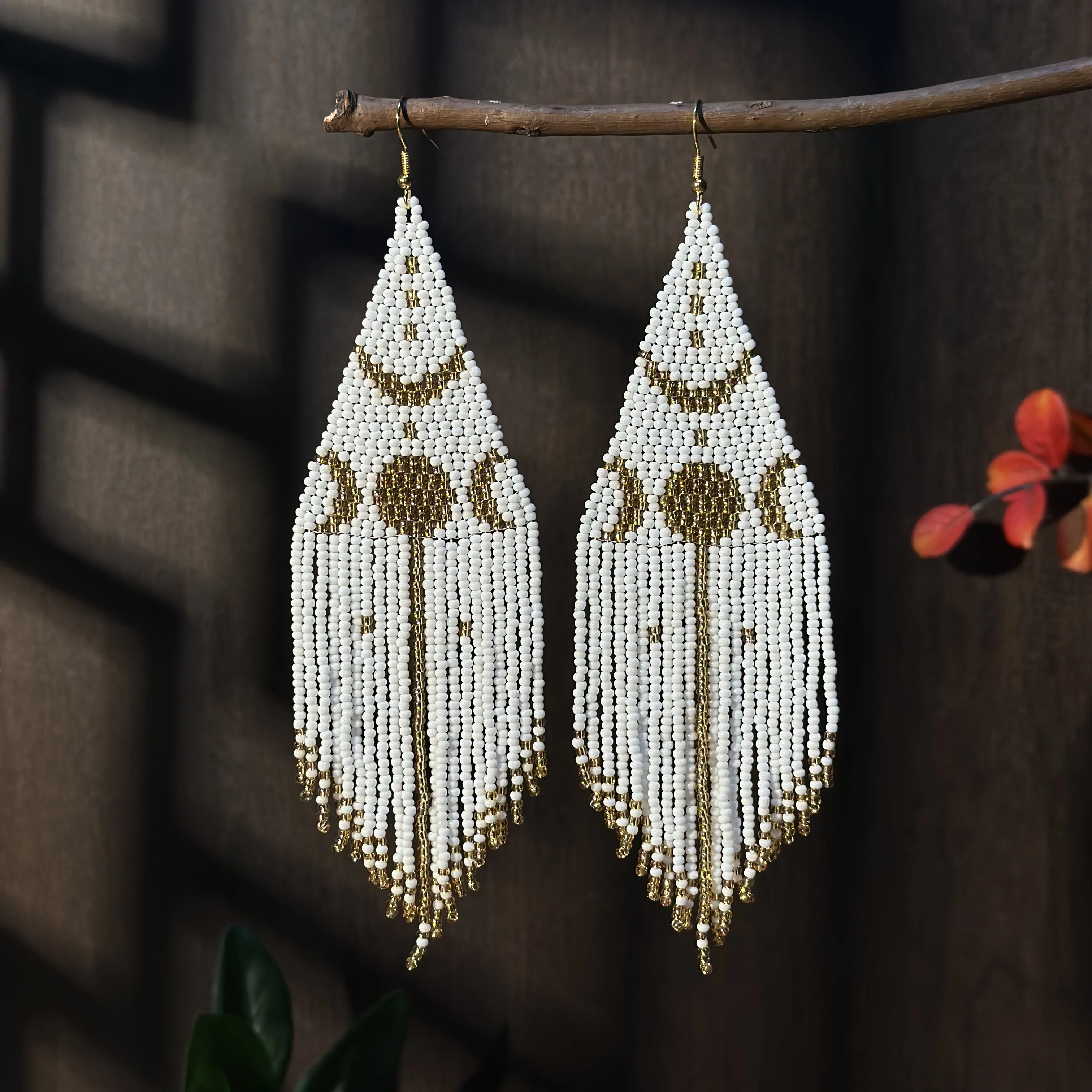 Women's Fashion Dangle Beaded Fringe Earrings Bohemian Style Moon Pattern Seed Beads Hand-Woven Accessories for Everyday Wear