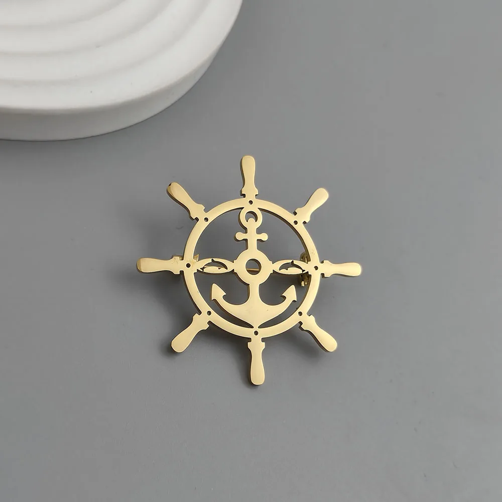Original design rudder anchor hollow stainless steel gold-plated 18K brooch, suit lapel pin, men's formal dress accessories