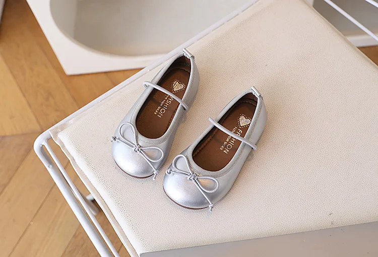 2026 Spring Autumn Birthday Children Leather Shoes For Girls Fashion Korean Soft Sole Anti-slippery Sweet Bowtie Princess Shoes
