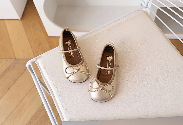 2026 Spring Autumn Birthday Children Leather Shoes For Girls Fashion Korean Soft Sole Anti-slippery Sweet Bowtie Princess Shoes