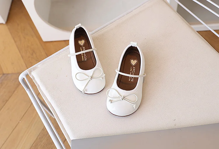 2026 Spring Autumn Birthday Children Leather Shoes For Girls Fashion Korean Soft Sole Anti-slippery Sweet Bowtie Princess Shoes