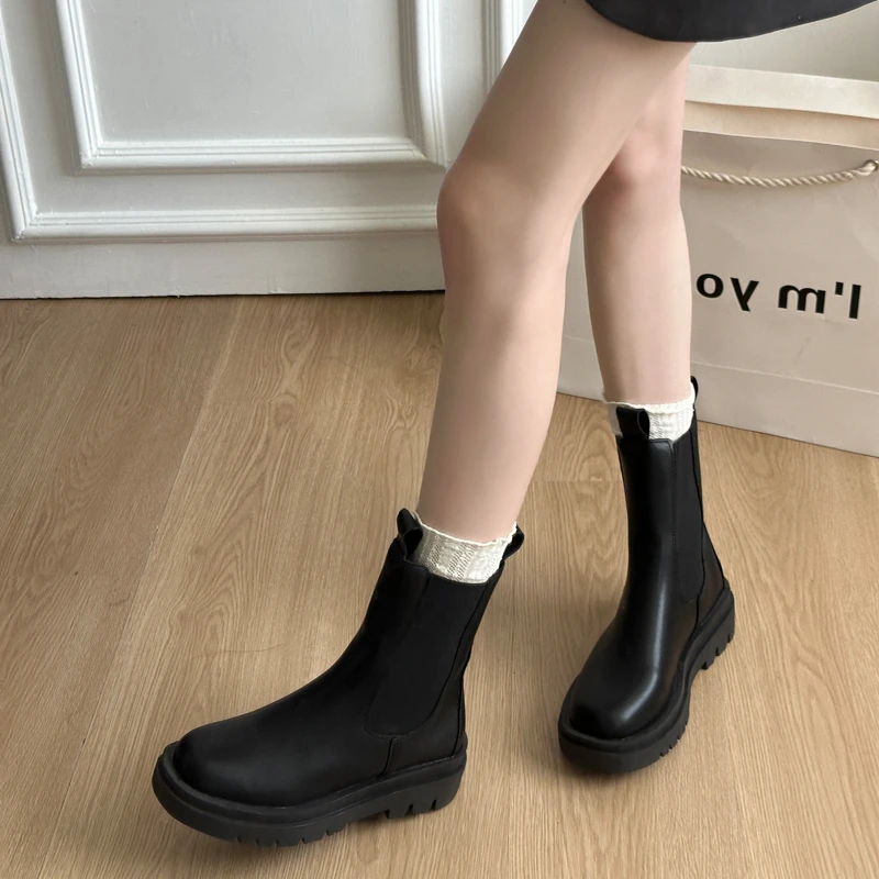 Sooty British-style Women's Boots 2025 Autumn-Winter New Style Fashionable and Versatile Round-Toe Short Boots with Thick Soles