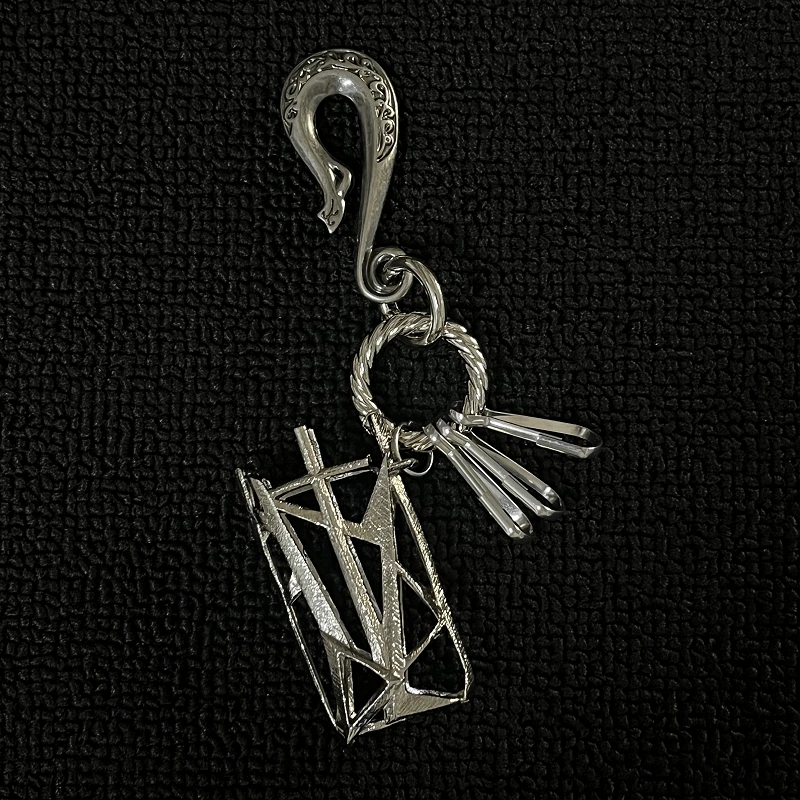 Transformable Cyberpunk-Style Metal Lighter Case & Keychain, Waist Fashion Accessory with High-Street Premium Texture