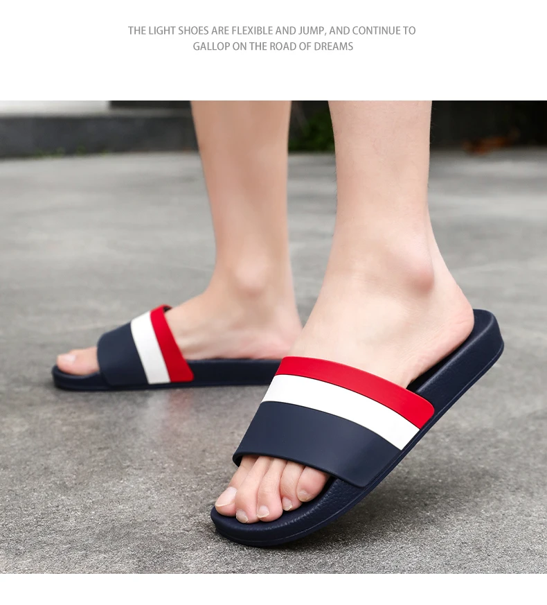 2025 Fashion men's and women's slippers Summer flat sandals Light family bathroom slippers couple indoor non-slip shower shoes