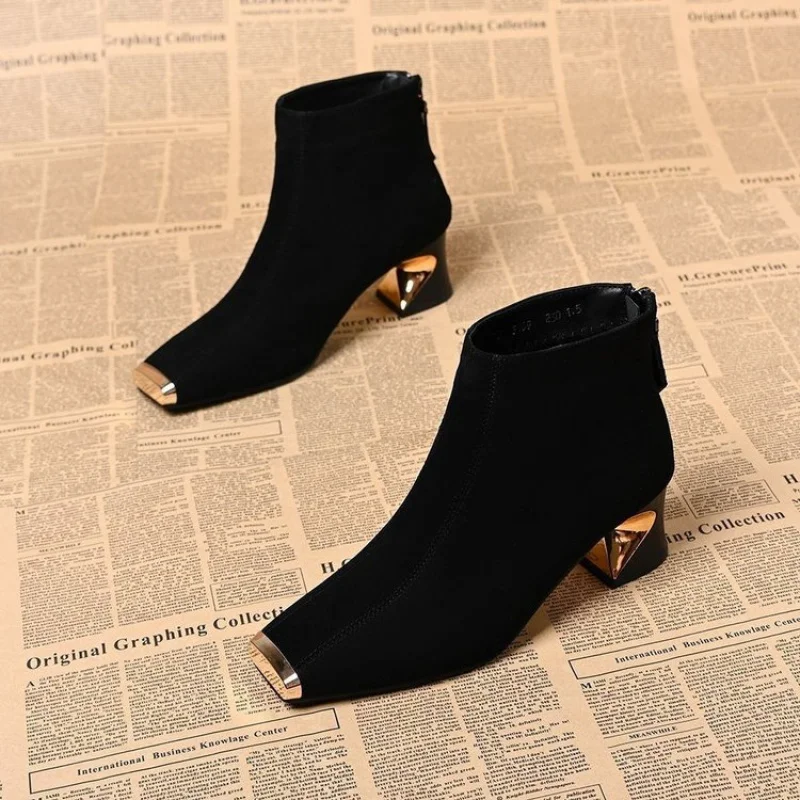 2025 New Women's Retro Square Toe Suede Ankle Boots - Metal Toe Back Zipper Chunky Heel Boots Design Autumn Winter