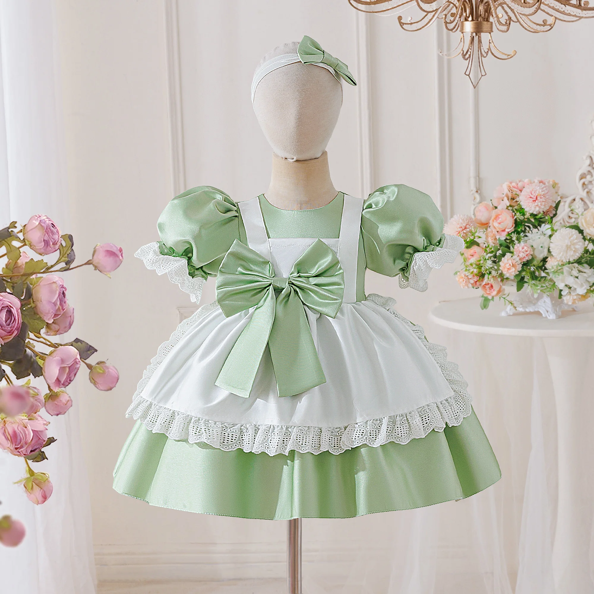 Wonderland Alice Maids Princess Girls Dress Lolita Alices Cartoon Bow Wedding Party Birthday Prom Dresses Girl Halloween Costume