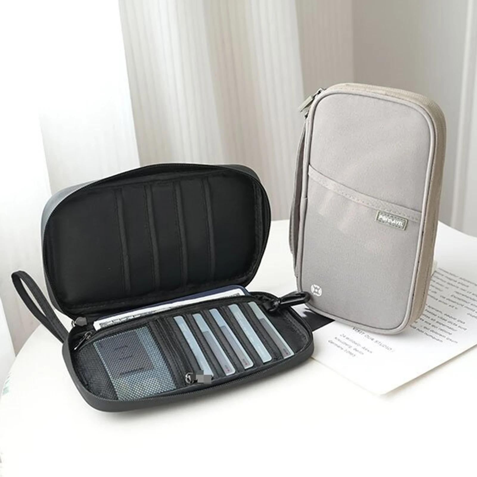 Portable Family Passport Holder Travel Document Organizer Credit Card Clutch Bag for Cards ID Card Money Ticket