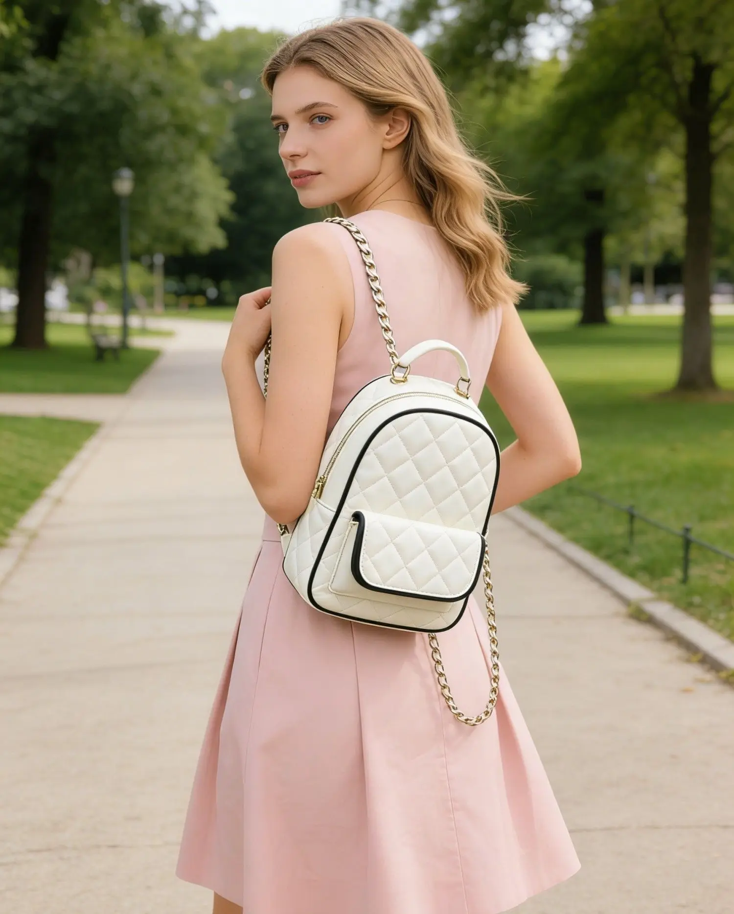 Famous Designer Classic Diaper Bag Chic Minimalist Crossbody Handbag For Women Stylish Shopping Party Messenger