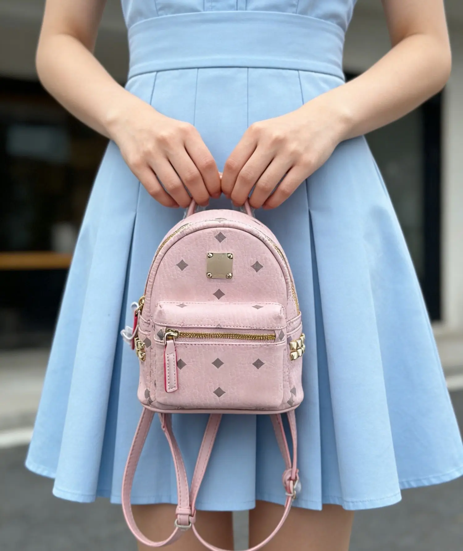 Fashionable Lightweight Women's Backpack Travel Bag Large Capacity Summer New Arrival Material Soft Structure Daily Match