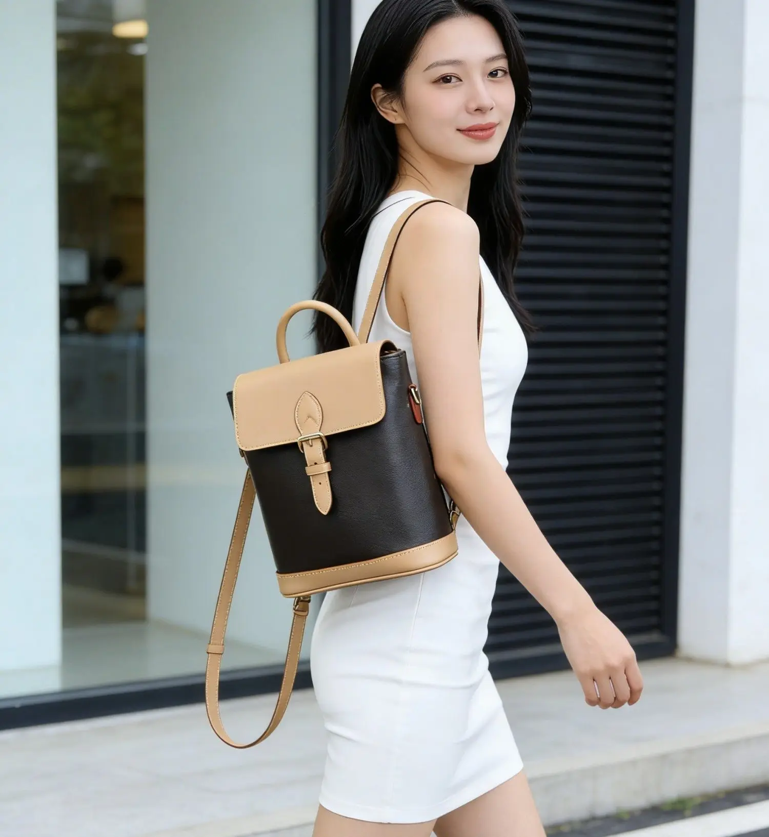 Designer new backpack female new style retro leisure presbyter large capacity backpack print fashion trend line big bag