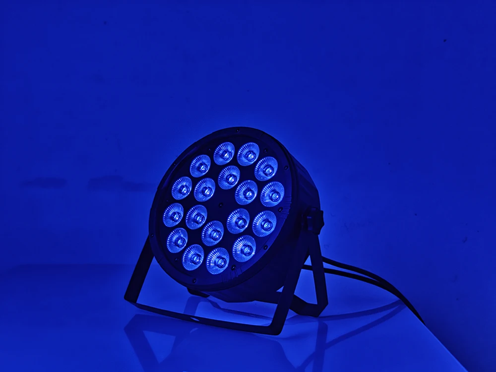 LSLYB 18x18W RGBWA‑UV 6in1 LED Par Light ABS DMX512 Stage Lighting for DJ Show Bar Wedding Family Party Disco Uplight