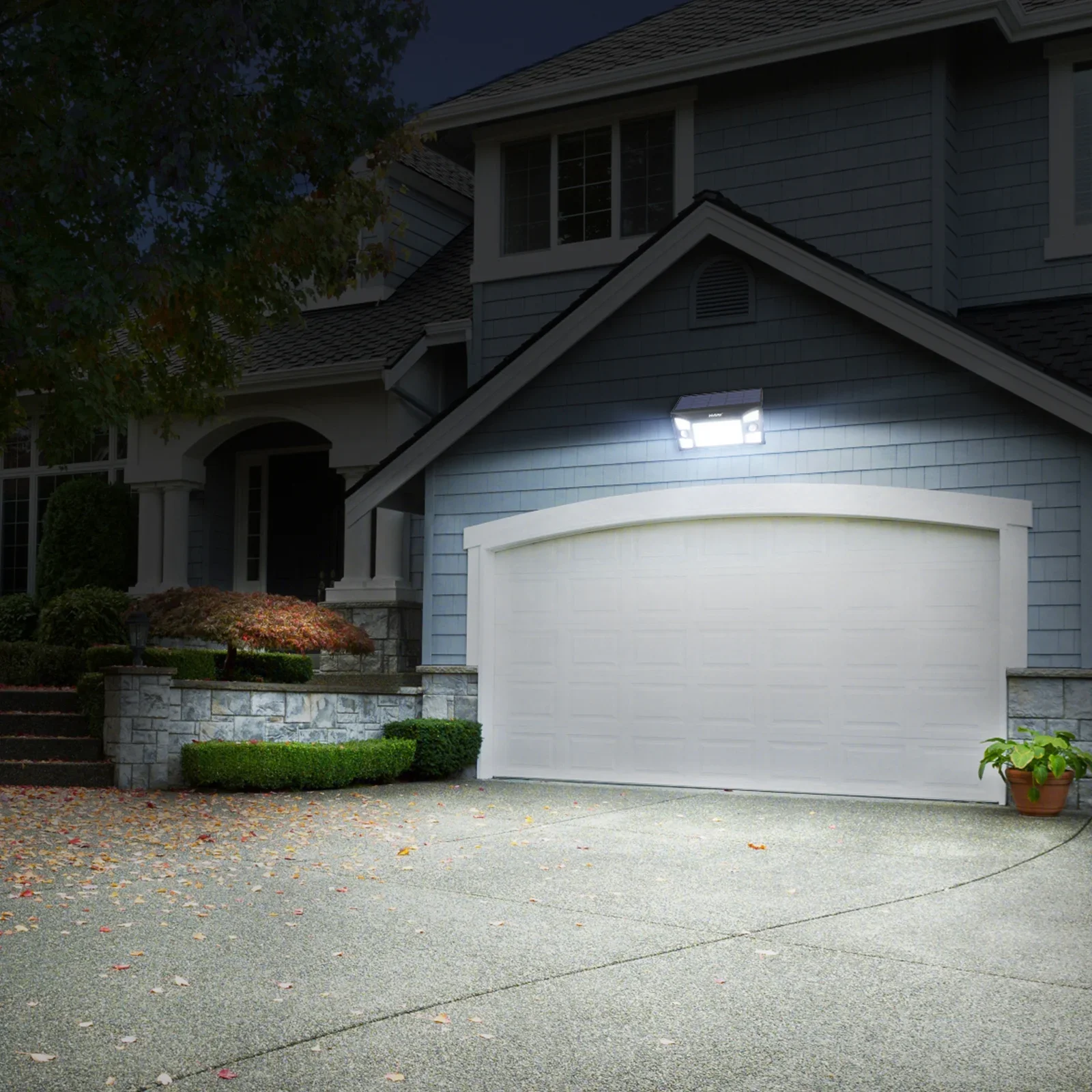 Intelamp Long Life 1300LM 4000mah Outdoor Solar Lights 6H Charge Lighting All Night With Two Motion Sensors 180° Wide-Angle Large Solar Panel Solar Lamp IP65 For Street Garden Path Yard Wall