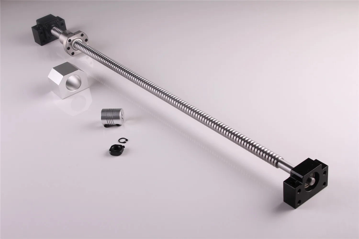 SFU1605 Set SFU1605 Rolled Ball Screw C7 End Machined + Ballnut + Nut Housing BK/BF12 End Support + Coupler RM1605 Ballscrew