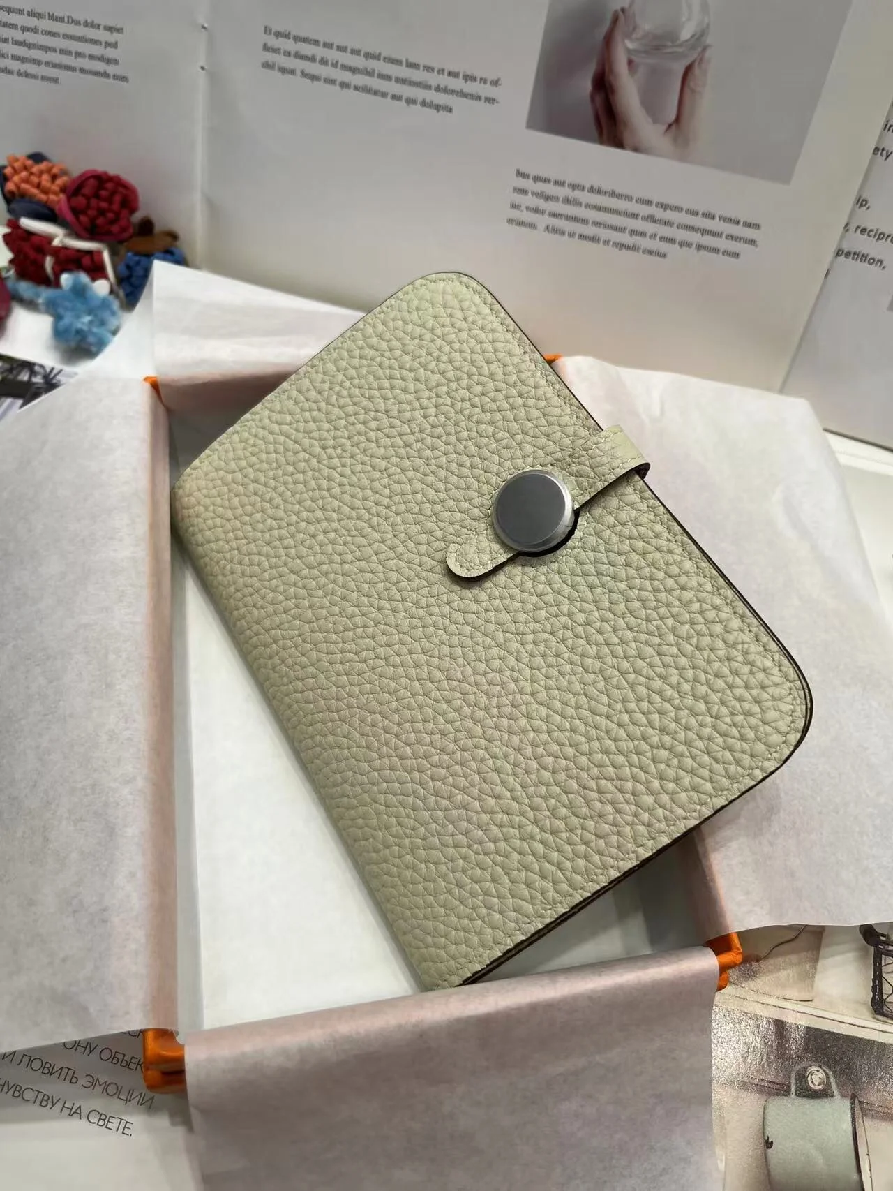 Premium Full Grain Leather Wallet Women Black Pebbled Compact Card Holder Coin Purse French Style Real Leather Snap Closure