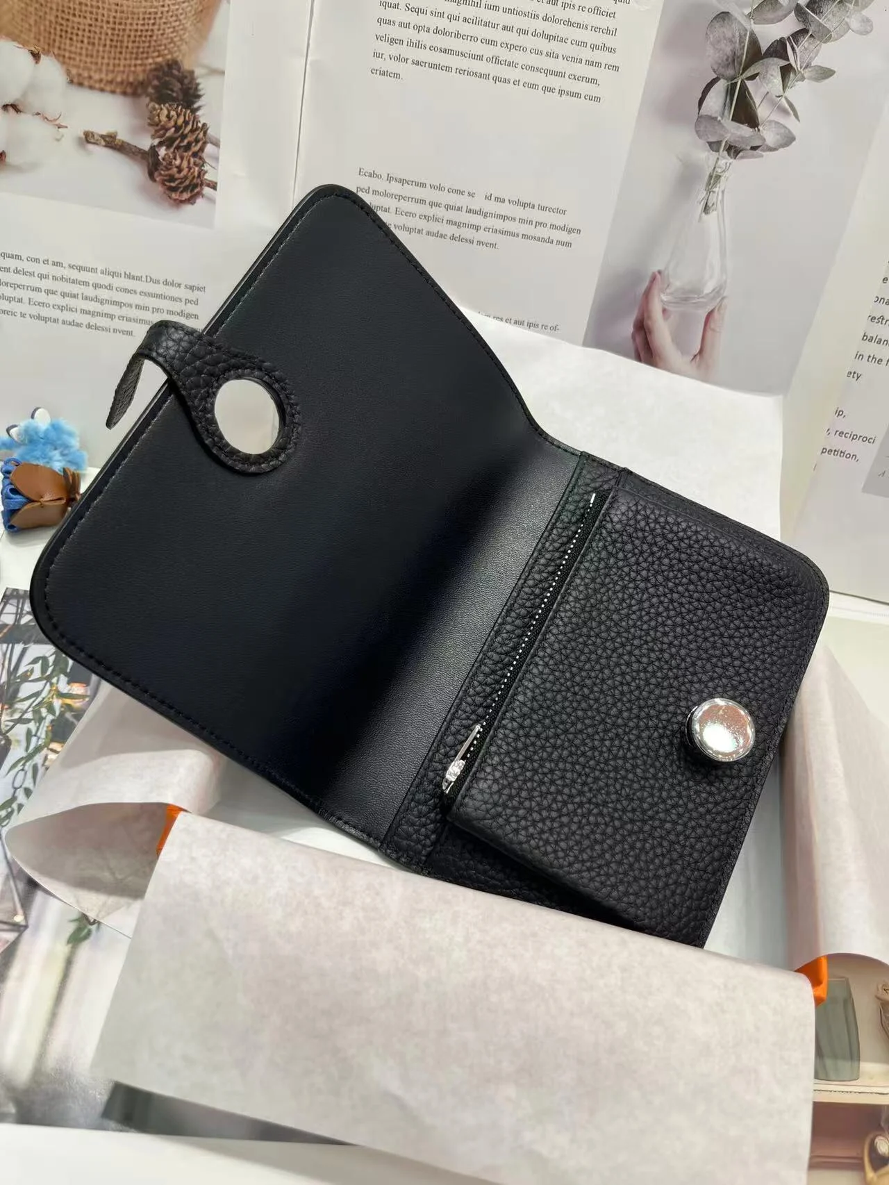 Premium Full Grain Leather Wallet Women Black Pebbled Compact Card Holder Coin Purse French Style Real Leather Snap Closure