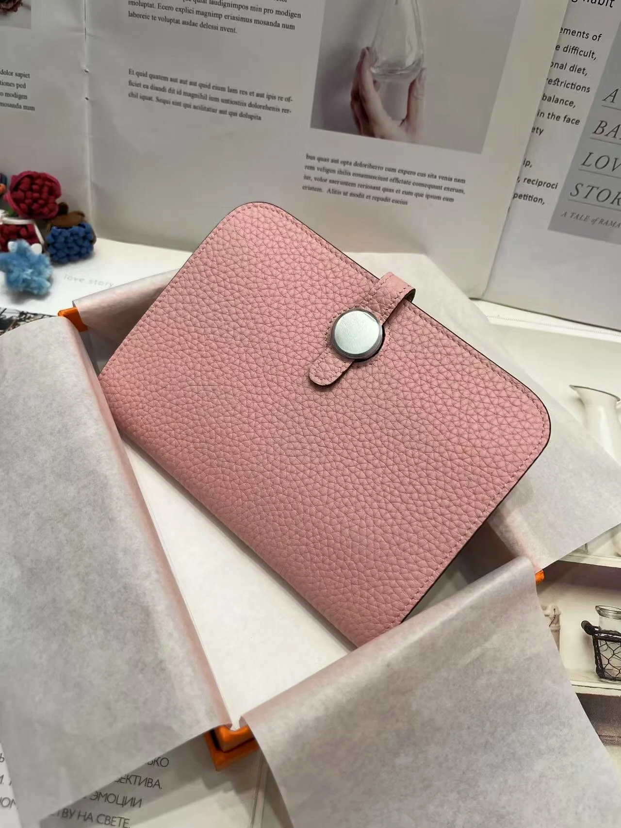 Premium Full Grain Leather Wallet Women Black Pebbled Compact Card Holder Coin Purse French Style Real Leather Snap Closure