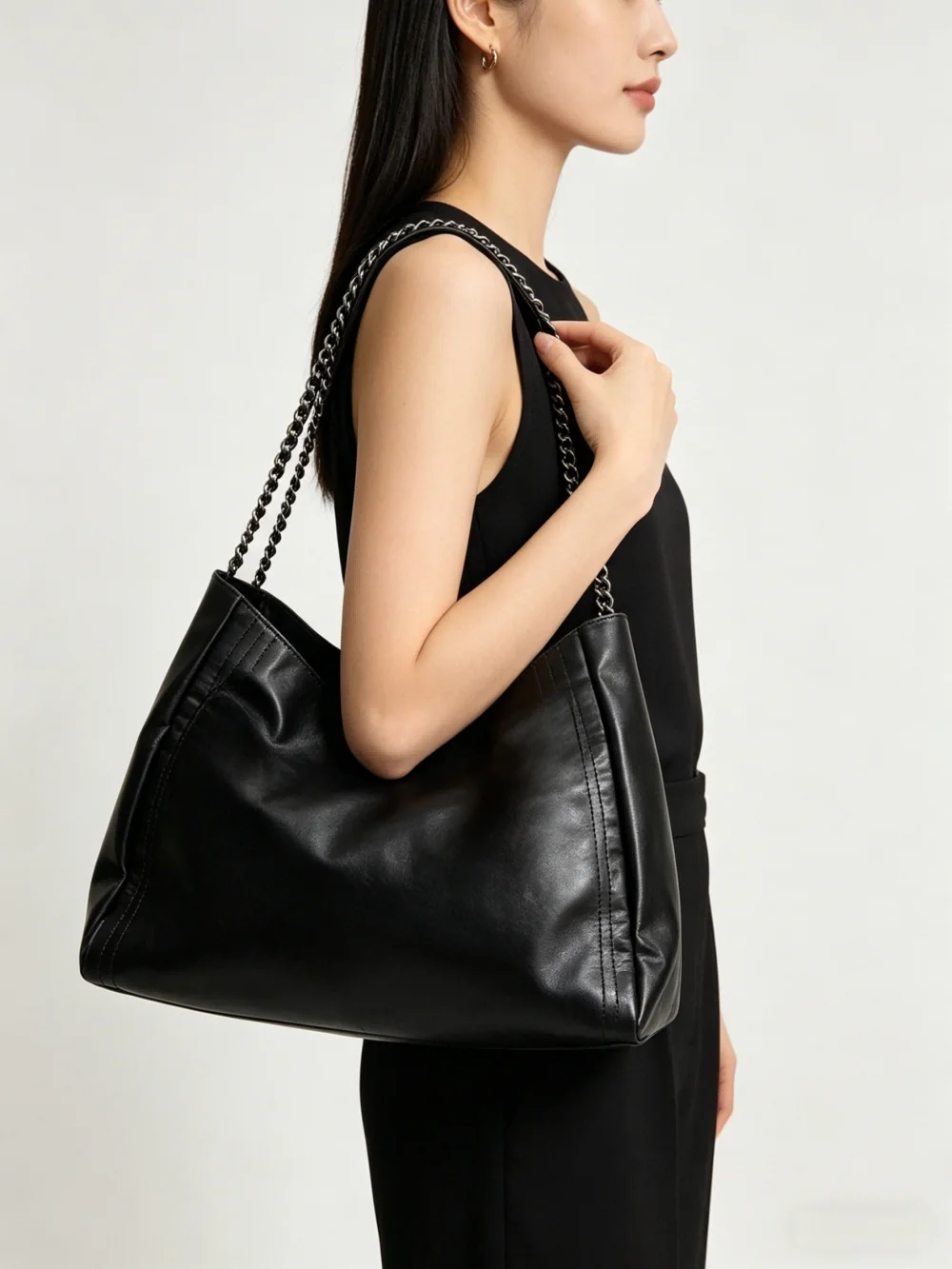 Korean Style Large Capacity Shoulder Bag Women's New Summer Commuting Vintage Versatile Handbag Soft Leather