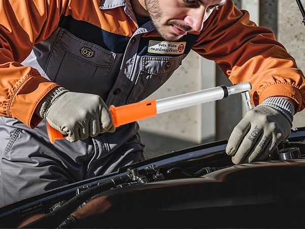 SucceBuy Digital Torque Wrench Set High Accuracy Electronic Torque with Preset Value Buzzer and LED Notification for Automotive
