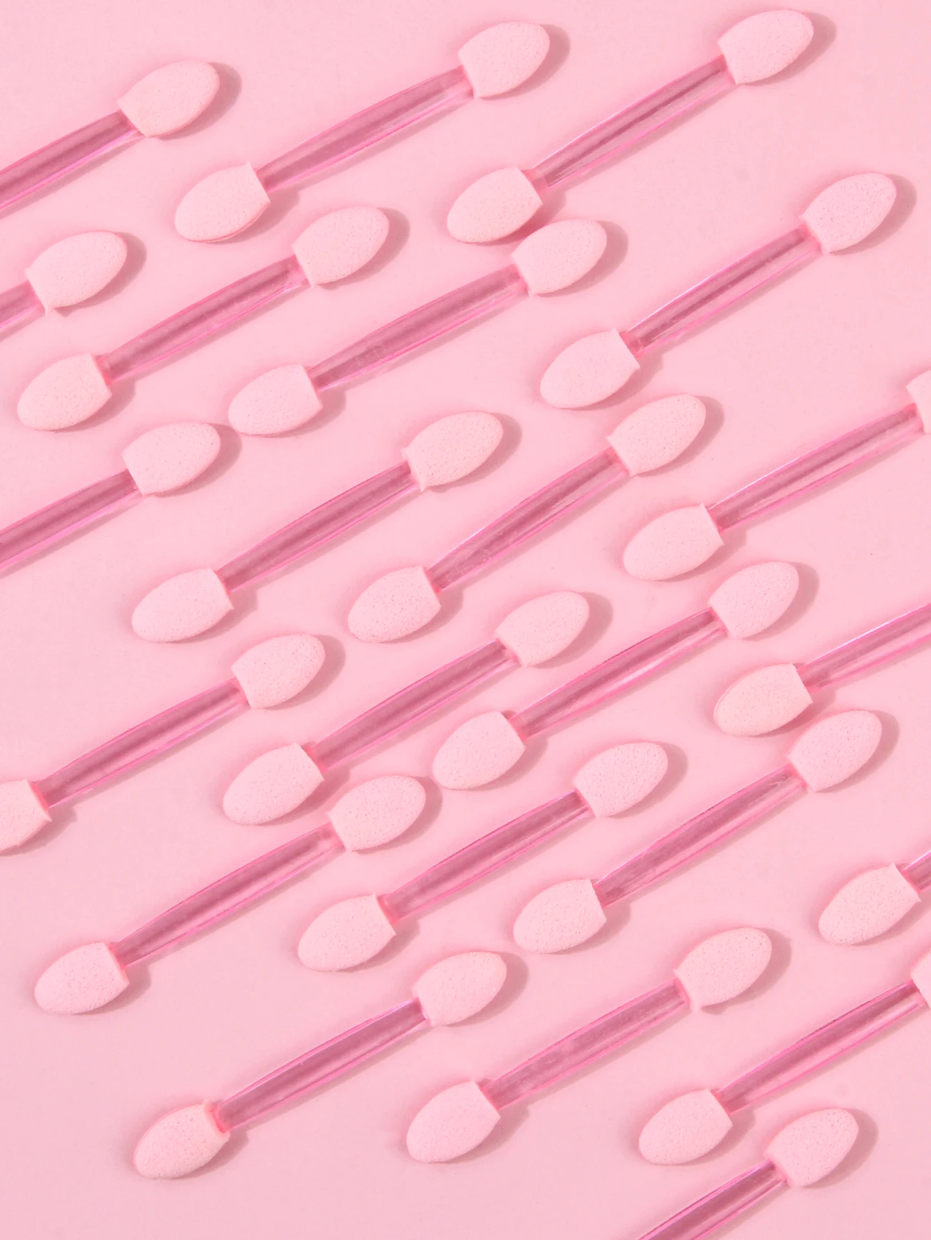 50pcs Disposable Eyeshadow Brush Set, Disposable Eye Shadow Stick Brush Double-Headed Sponge Eye Shadow Stick