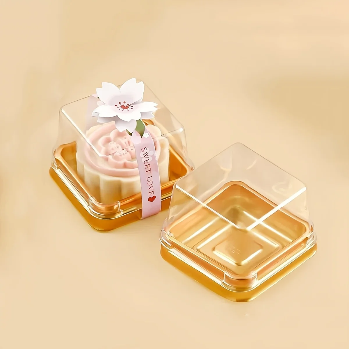 50pcs Clear Plastic Mini Cake Box Set Baking and Kitchen Tools, ldeal for Camping, Dining, Restaurants and Bakeries