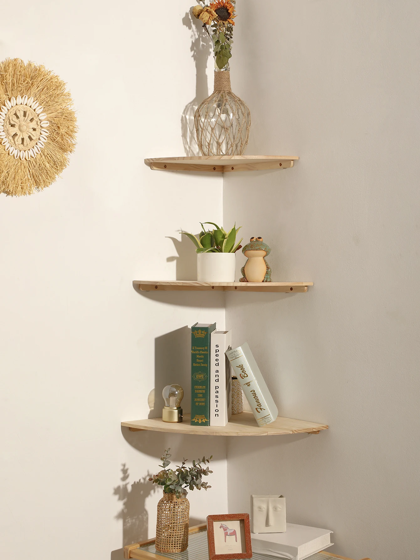 Scalloped Corner Shelves Floating Wall Shelf Storage Rack Wooden Wall Decor Bedroom Living Room Kitchen Home Decorations Ledge