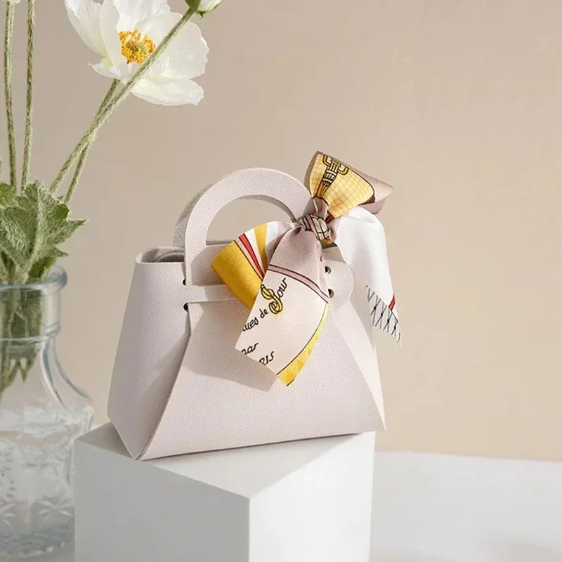10PCS Distribute Leather Pink Gift Bags Wedding Favour Bag for Guest Mini Handbag with Ribbon Candy Packaging Box Party Decor