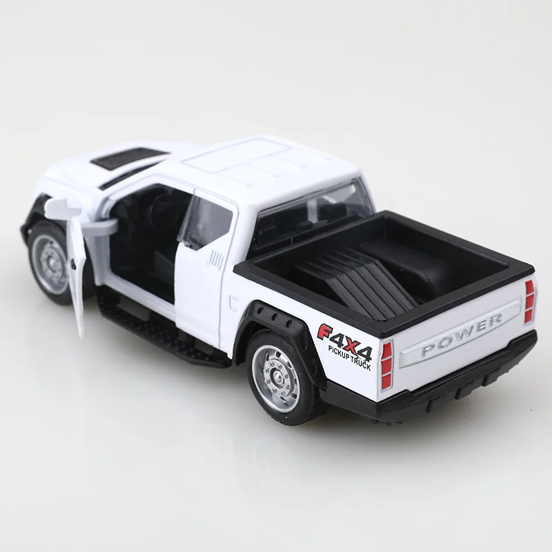 Collection of simulated children's alloy car models, metal car models, and ornaments