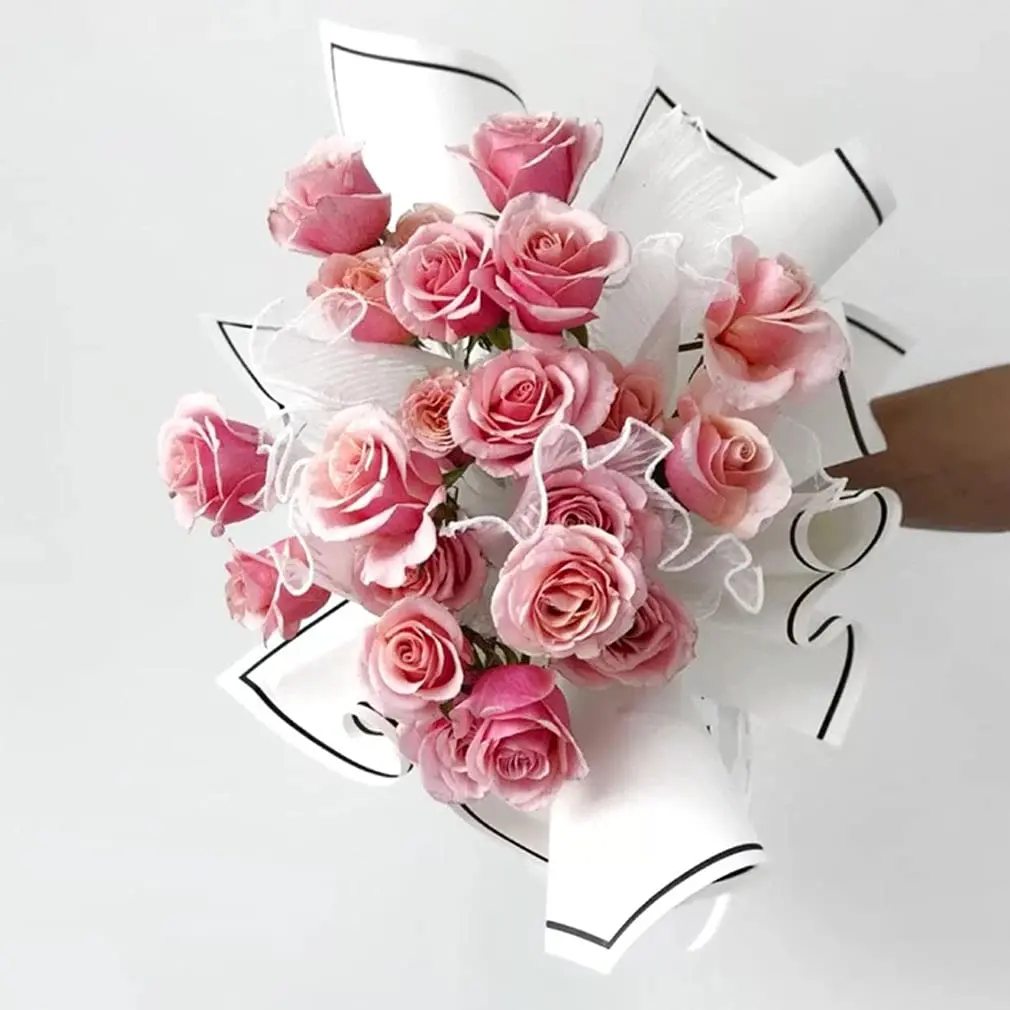 White Floral Packaging for Bouquets Including Decorative Mesh Wrapping Paper, Pearl-Edged Wrapping Paper, Wrinkled Wave Mesh