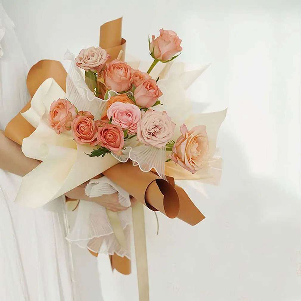 White Floral Packaging for Bouquets Including Decorative Mesh Wrapping Paper, Pearl-Edged Wrapping Paper, Wrinkled Wave Mesh