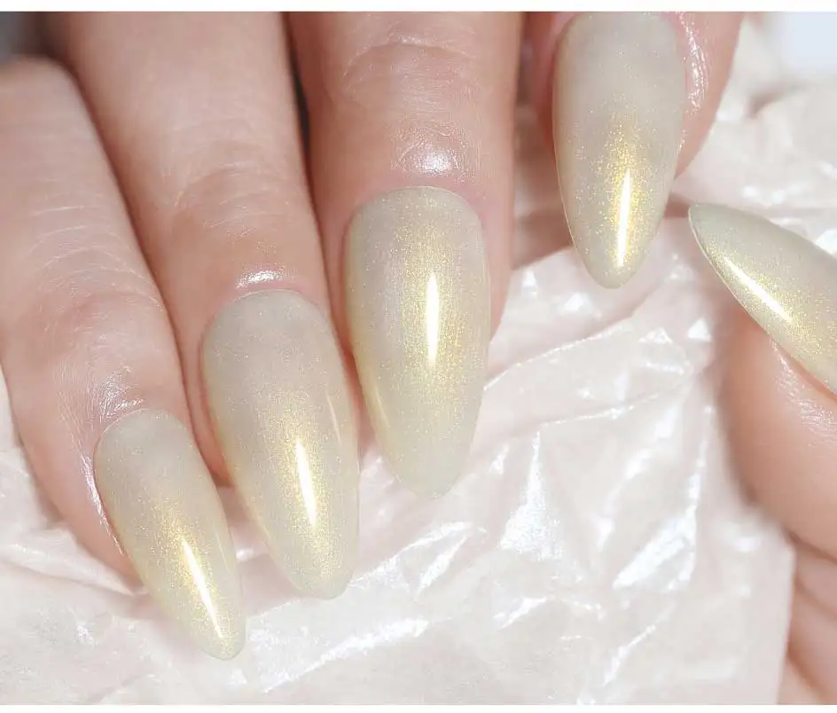 Clou Beaute Iridescent Pearl Effect Glitter Color Gel Nail Polish Auroras UV Gel Varnish Semi Permanent Manicure Thread Shell