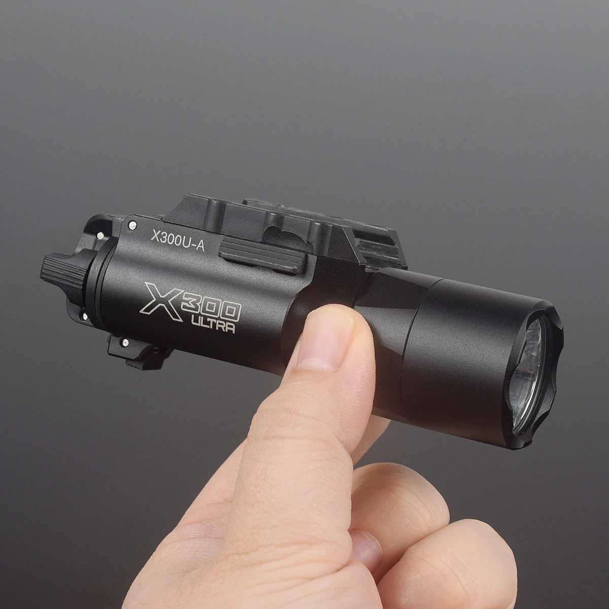 Surefire Light X300 X300U X300UH-B XH35 X300V IR Flashlight Fit 20mm Rail DDualS Switch 600 Lumens Aluminum Constant Momentary