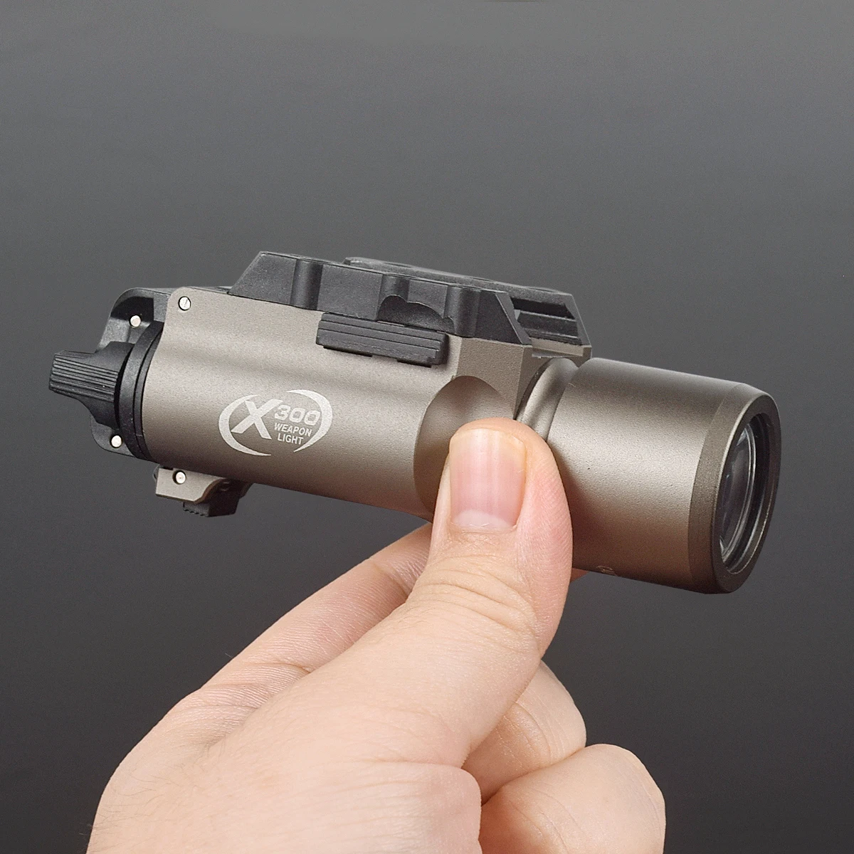 Surefire Light X300 X300U X300UH-B XH35 X300V IR Flashlight Fit 20mm Rail DDualS Switch 600 Lumens Aluminum Constant Momentary