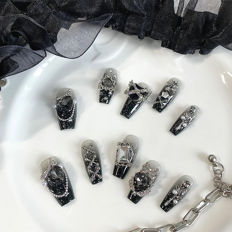 10 Pieces of Handmade Coffin Shaped Nails, Beautiful Fake Nails, Dark Gothic Nail Art, Cool Metal Decoration, Suitable for Women