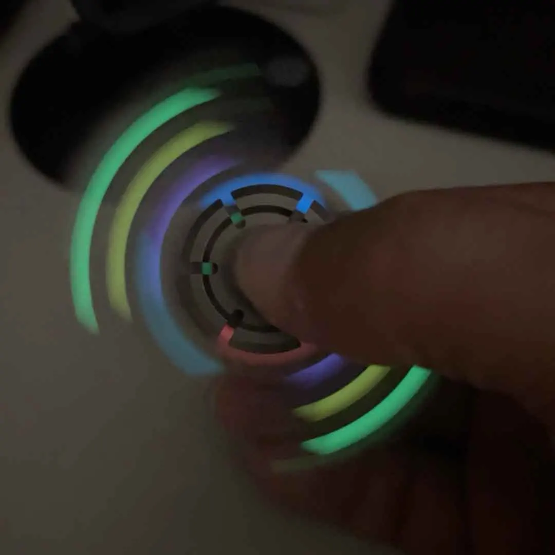 High-brightness Resin Luminous Rod 1.5*7mm Fingertip Gyroscope Accessory Knife Umbrella Rope Decoration  long-lasting luminous