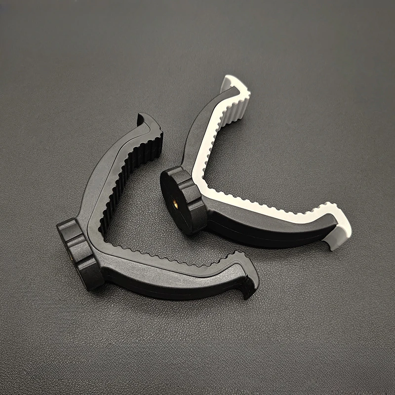 1/2pc Outdoor Camera V Joch Top Mount Lightweight Holder Attachment with 1/4' Thread for Hunting One Leg Tripod