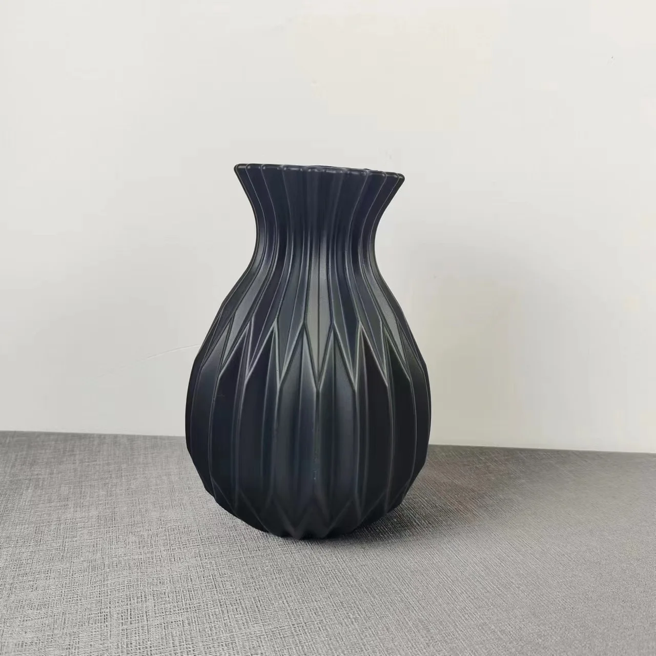 1pc Water Cultivation Imitation Ceramic Plastic Vase Living Room Plastic Home Vase, Modern Minimalist Home Decor