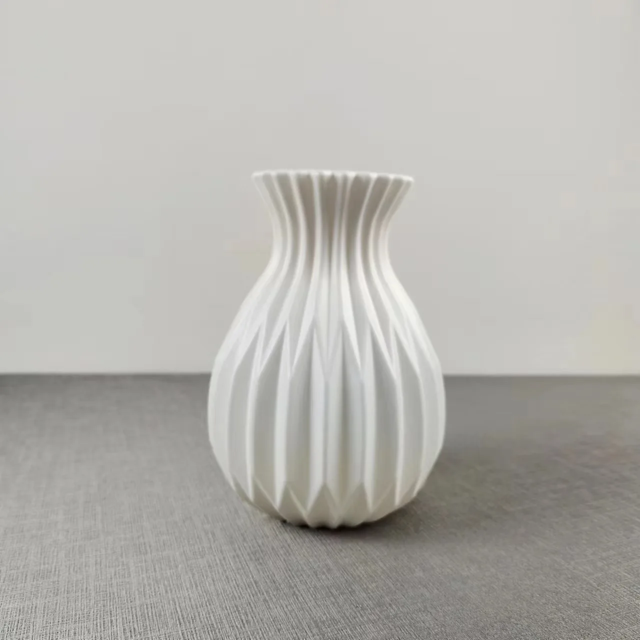 1pc Water Cultivation Imitation Ceramic Plastic Vase Living Room Plastic Home Vase, Modern Minimalist Home Decor