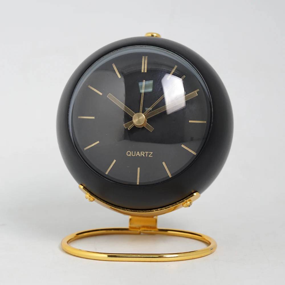 Nordic Creative Electronic Desk Clock, Minimalist Children's Alarm Clock, New Desktop Bedside Student Silent Luminous Pointer