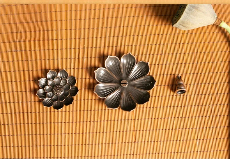 Alloy Incense Burner Stick Holder Buddhism Lotus Line Incense Plate Sandalwood Coil Base Temples Yoga Studios Home Decoration