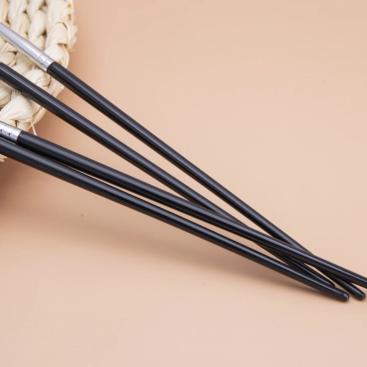 Small Crease Brush Mini Pointed Eyeshadow Blending Makeup Brush Fluffy Goat Hair / Horse Hair Precise Tapered Crease Makeup Tool
