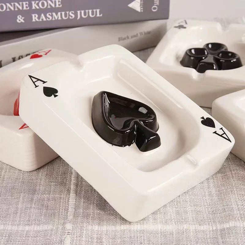 European Poker Ashtray Red Heart A Creative Porcelain Ashtray Fashion Trend Household Merchandises Desk Cleaning Household Items
