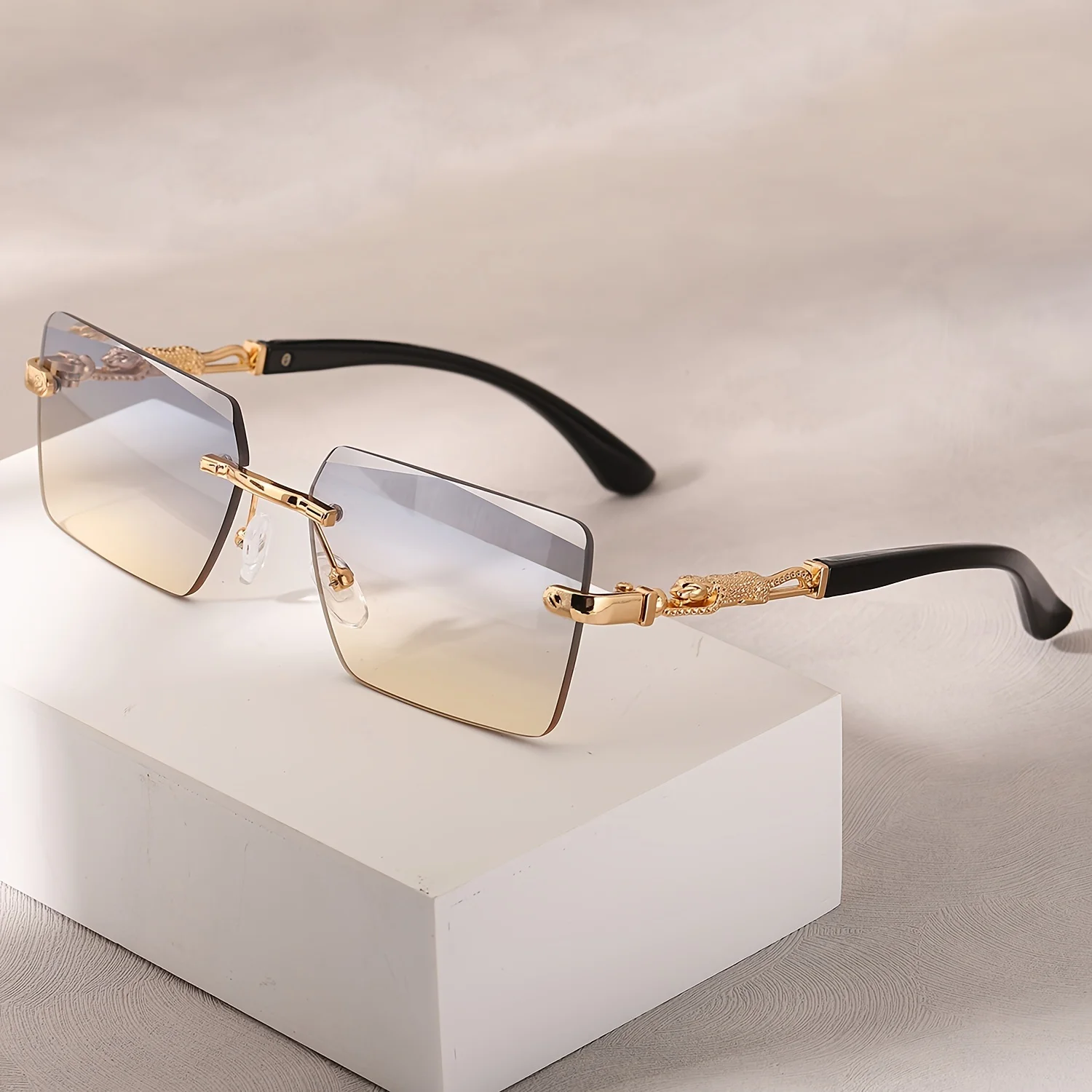 1pc Rimless Sunglasses Rectangle Women Men Shades Small Square Sun Glasses For Female Male Beach Vacation Travel Eyewear