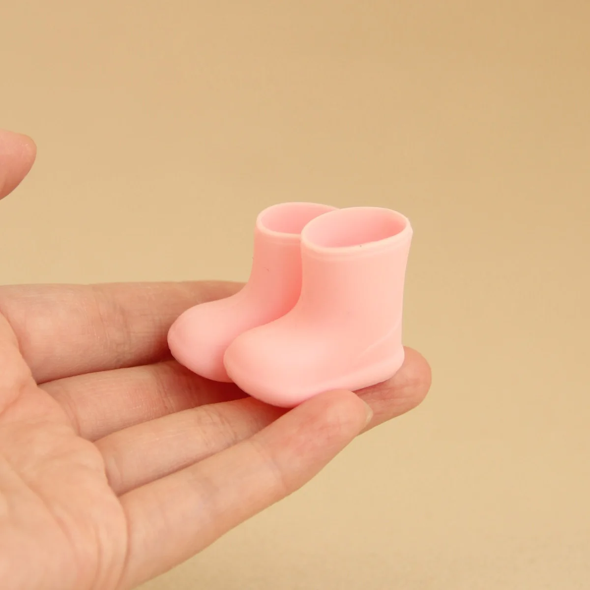 1:12 Miniature Realistic Silicone Rain Boots Suitable for Mini House Decoration