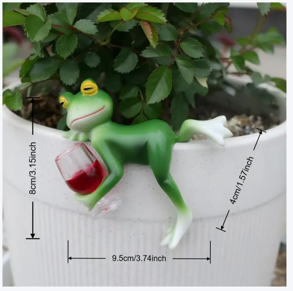 A delightful green frog and wine glass ornament – suitable for indoor and outdoor decoration in gardens, aquariums, garden ponds, flower pot edges, and frog-themed gardens.