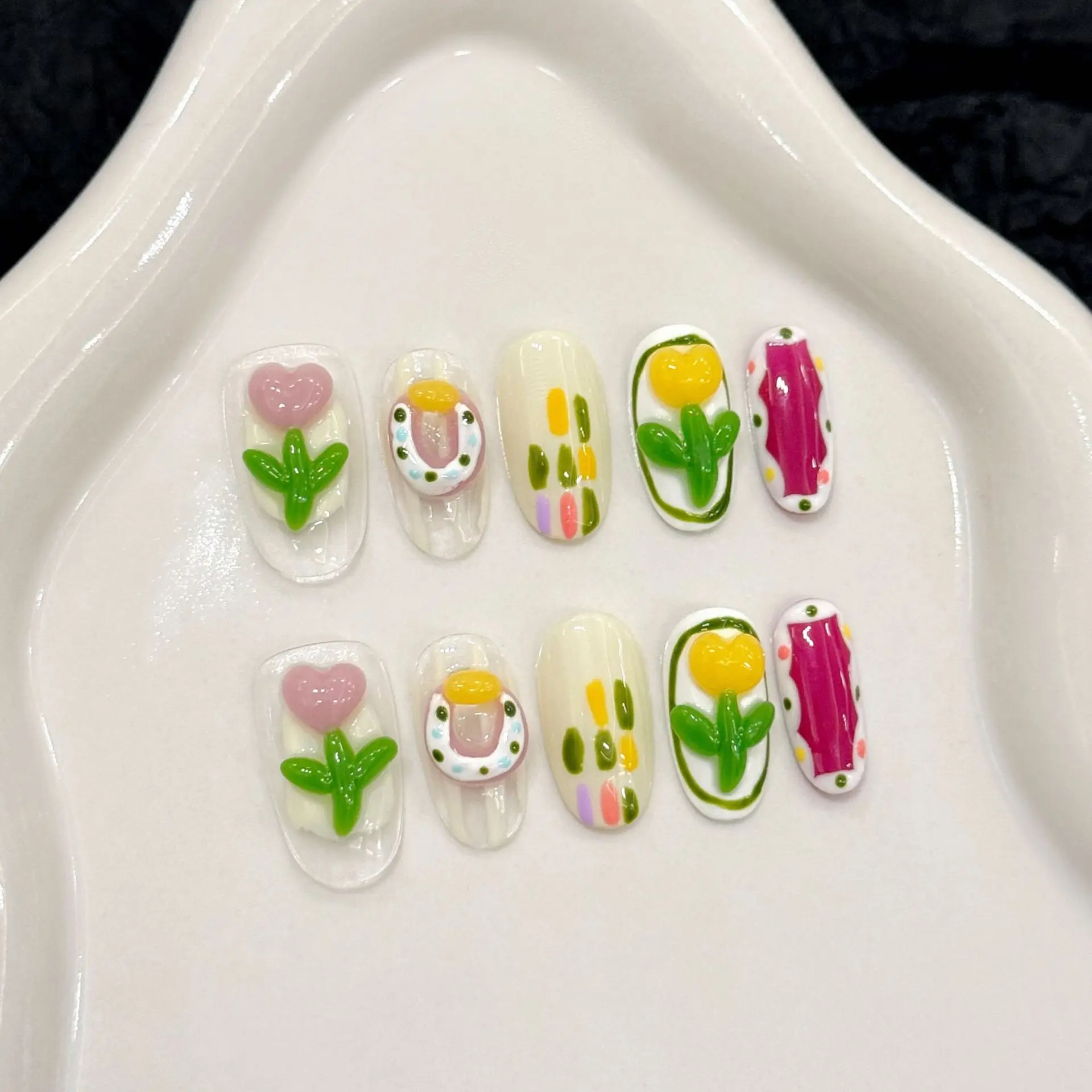 10pcs Handmade Press on Nails 3D Strawberry Decor Fake Nails for Girl Wearable Detachable Short Pink Cat Eye False Nail Tips