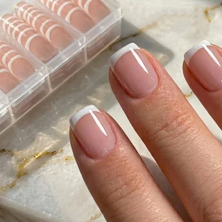 120PCS Short Square White French Simple Shiny False Nails Fashionable Wearable Nails Suitable for Daily Work, Study